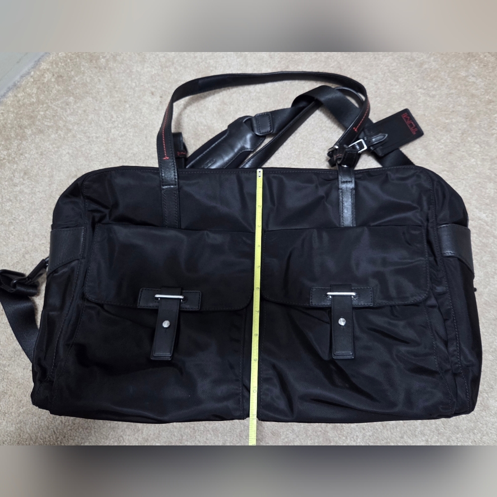 Tumi black weekender travel satchel - Picture 2 of 10